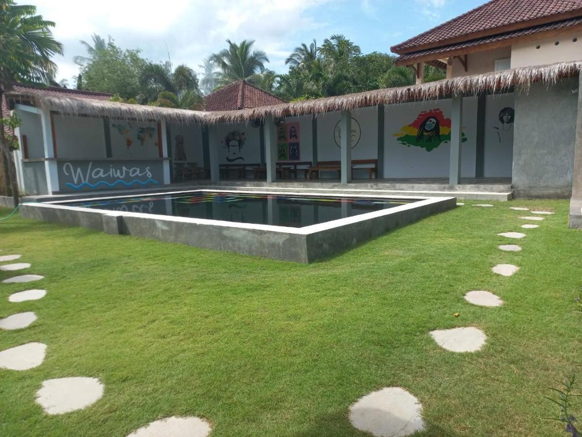 Waiwas Hostel Kuta  Exterior foto